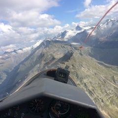 Flugwegposition um 15:48:30: Aufgenommen in der Nähe von Gemeinde Neukirchen am Großvenediger, Österreich in 2786 Meter